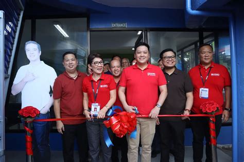 dswd labangon|DSWD 7 opens satellite office in Cebu City for people in crisis.